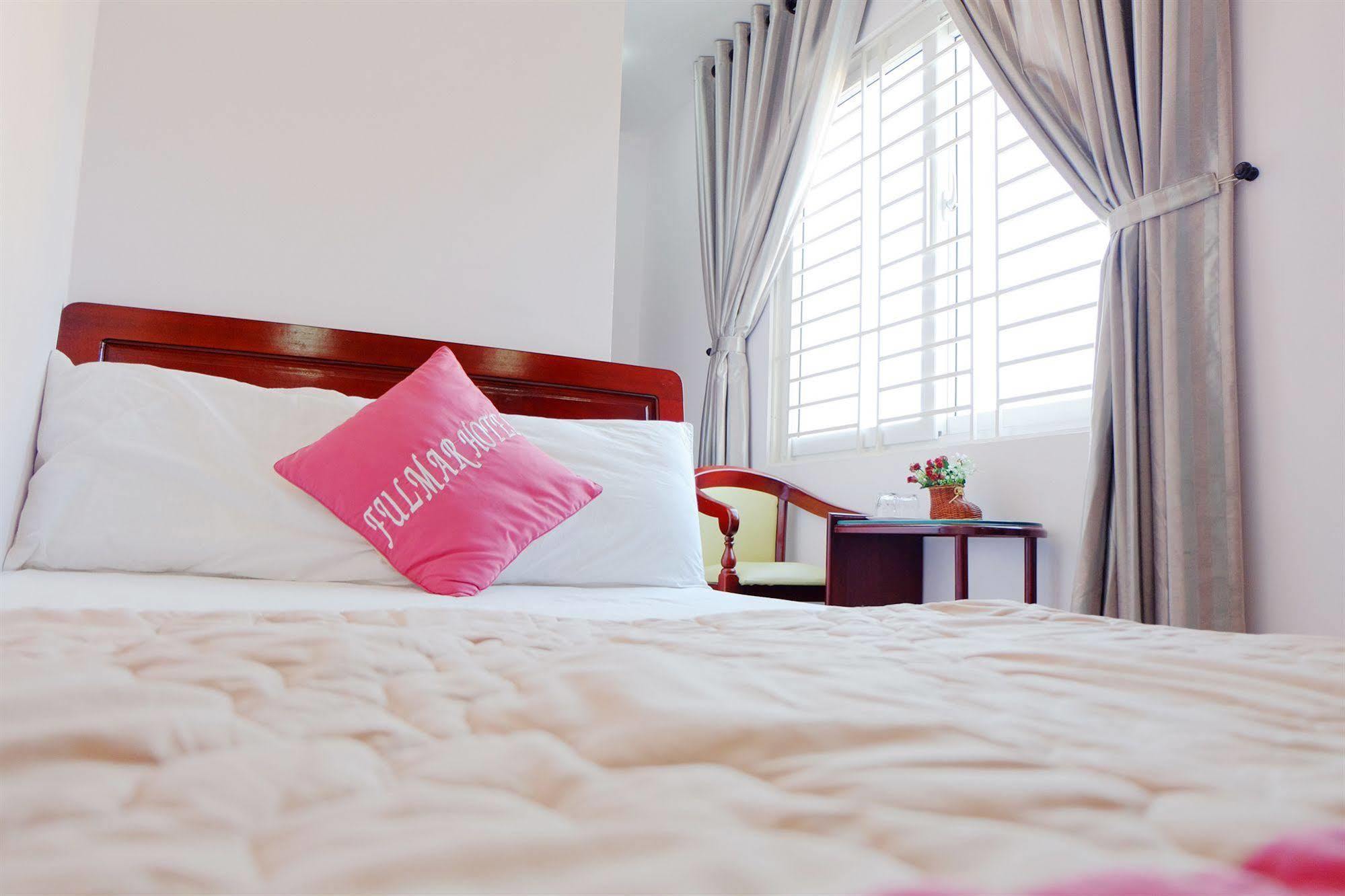 Fulmar Hotel Da Nang Zewnętrze zdjęcie